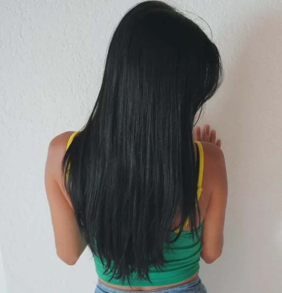 Fatma, 28