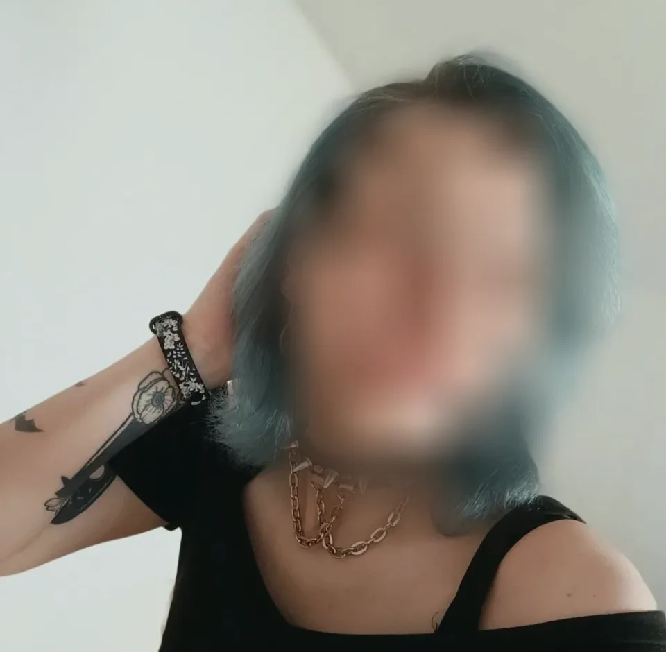 Helena, 34