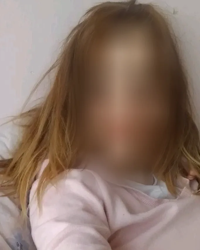 Maja, 28